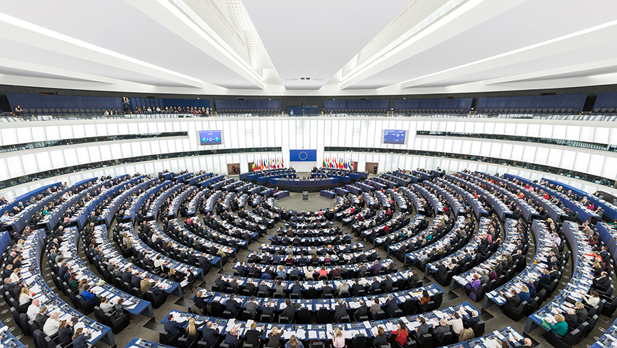 Le Parlement européen vote la nouvelle législation relative aux paiements (en ligne)