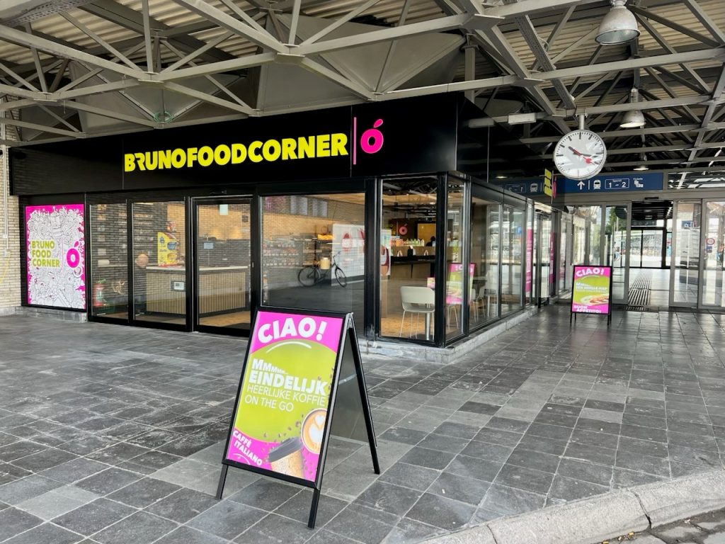 De nieuwe Bruno Foodcorner in het NMBS-Treinstation van Gent-Dampoort